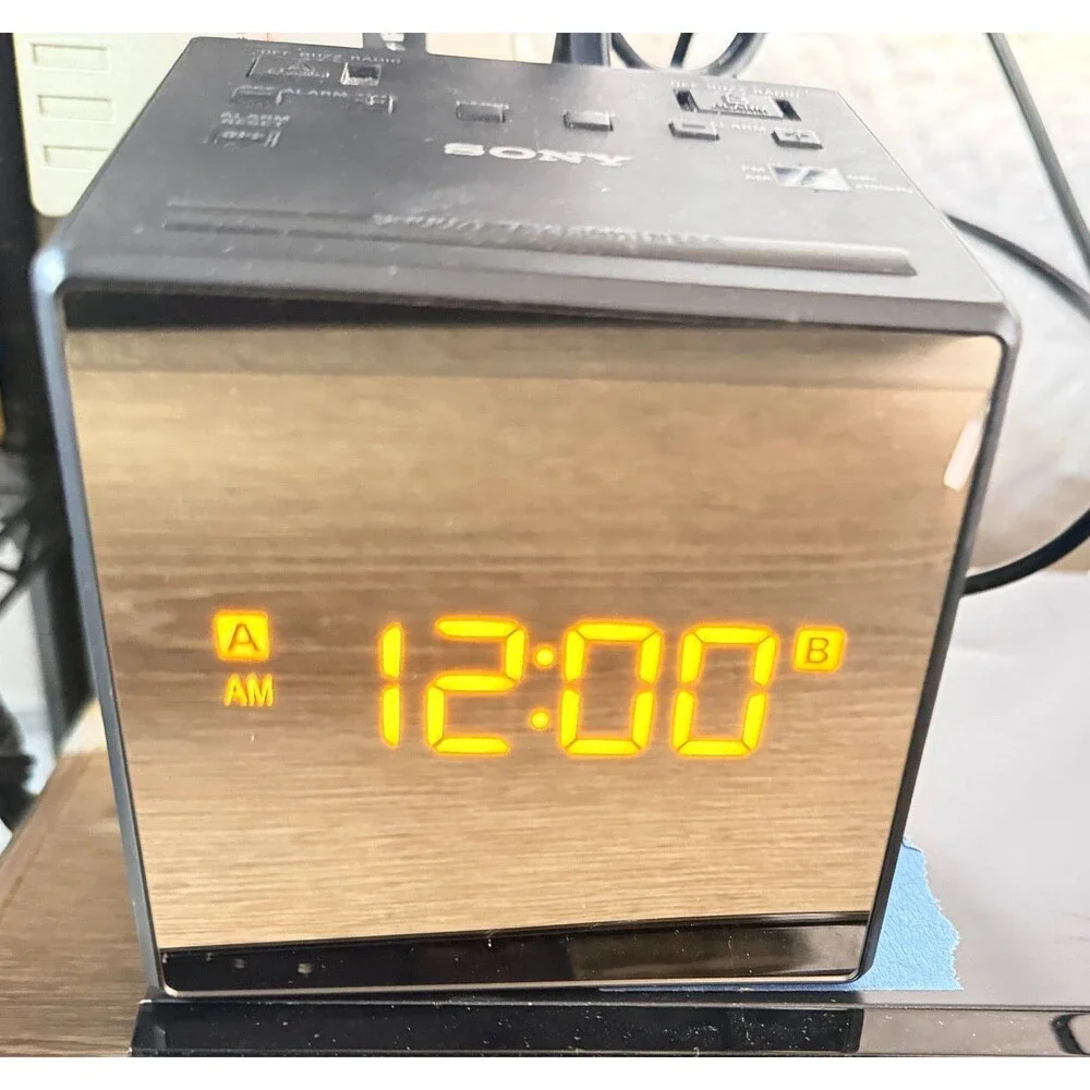 Sony ICF-C1T Sony FM/AM Dual Alarm Clock Radio DST Tested Working Black